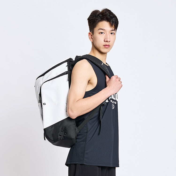 Rigorer Backpack with Ball Mesh